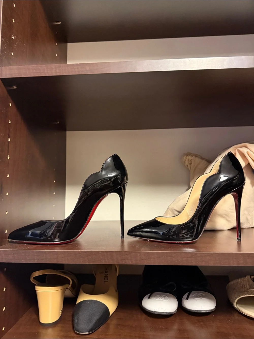 Christian Louboutin Black Patent Leather Scalloped Pointed-Toe Stilettos